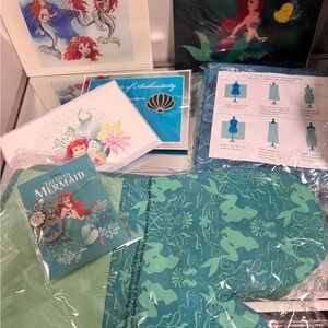 The Little Mermaid Collectible Set